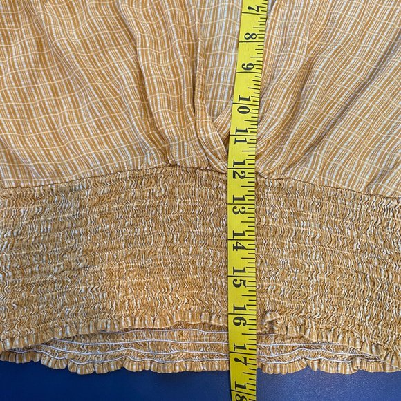 Faithfull the Brand First Light Crop Top‎ Smocked Waist Size 6 Yellow V-Neck - Picture 9 of 9